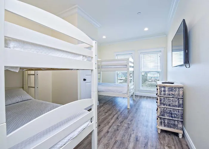 N Breezy 12 Bedroom * Gulf Shores