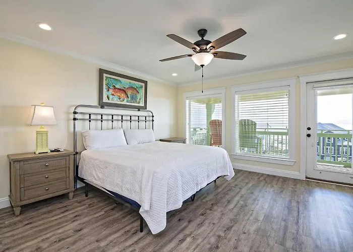 N Breezy 12 Bedroom Holiday home